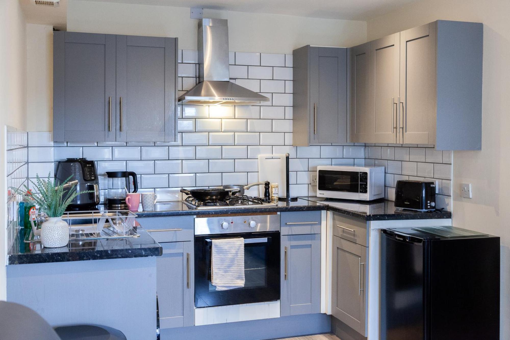 Pinfold Court Apartments Ноусли Экстерьер фото
