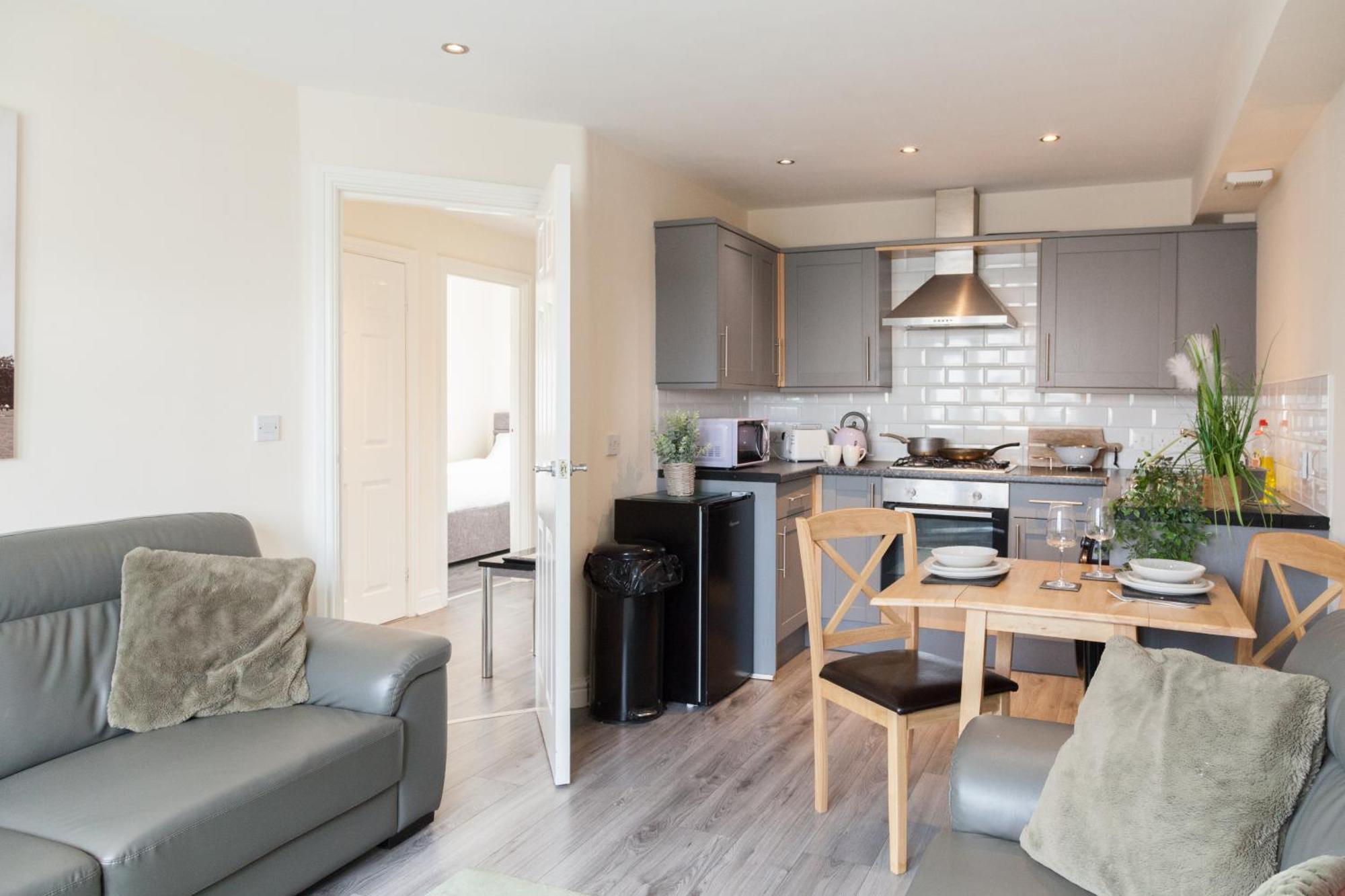 Pinfold Court Apartments Ноусли Экстерьер фото
